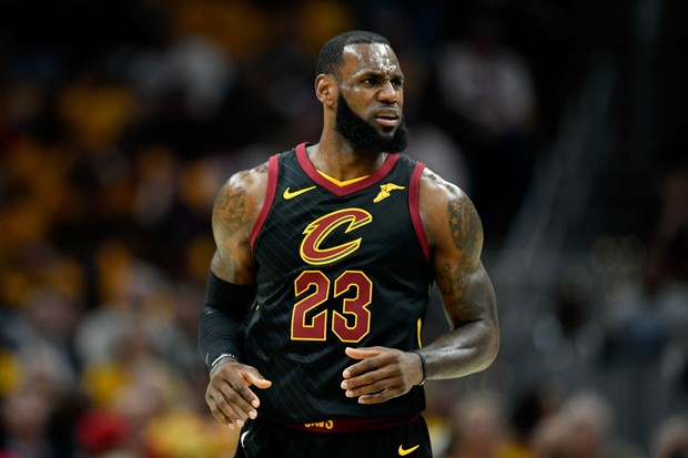 LeBron James joining Los Angeles Lakers on 4-year, $153.3 million